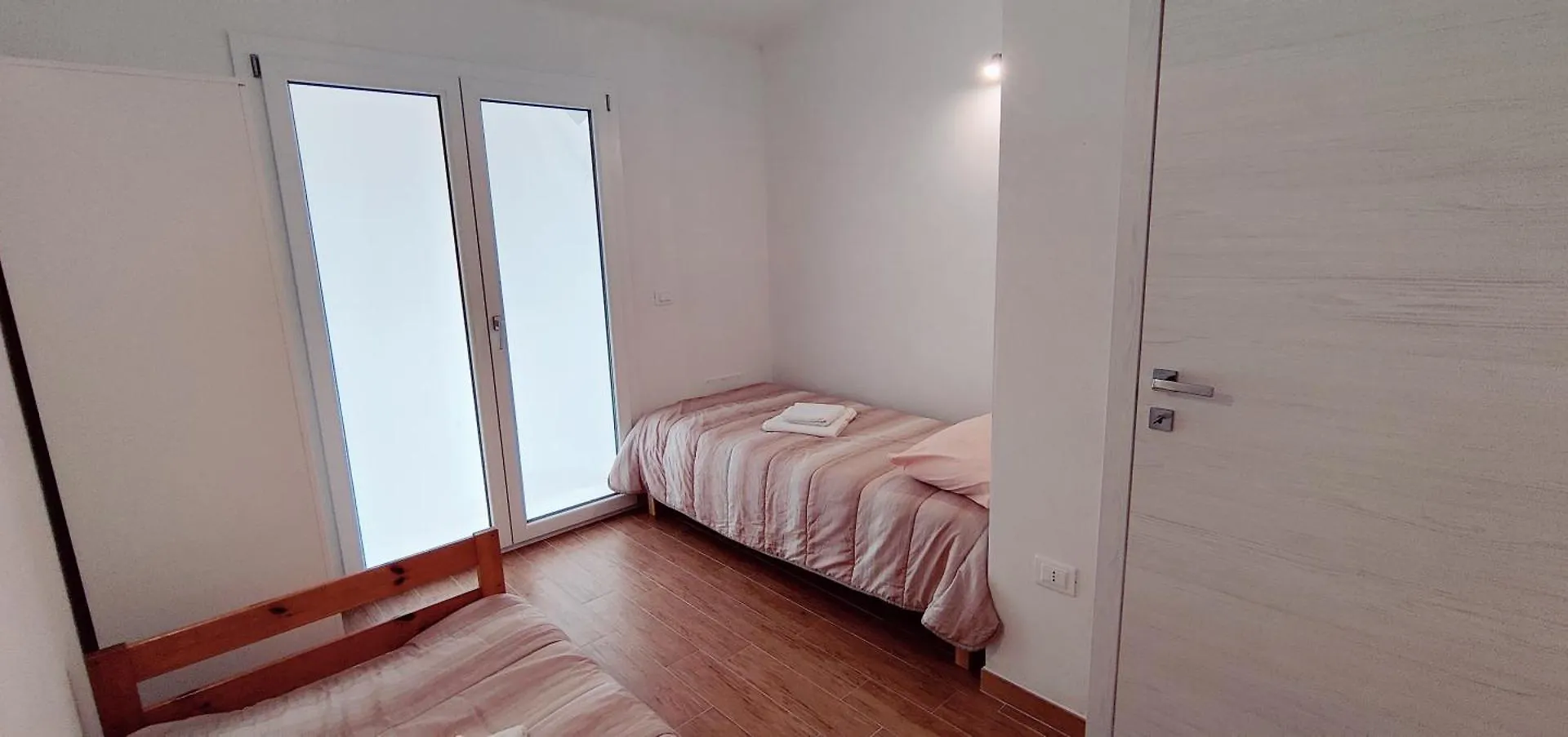 Casa Nonno Remo Villa Porto Pino 0*,